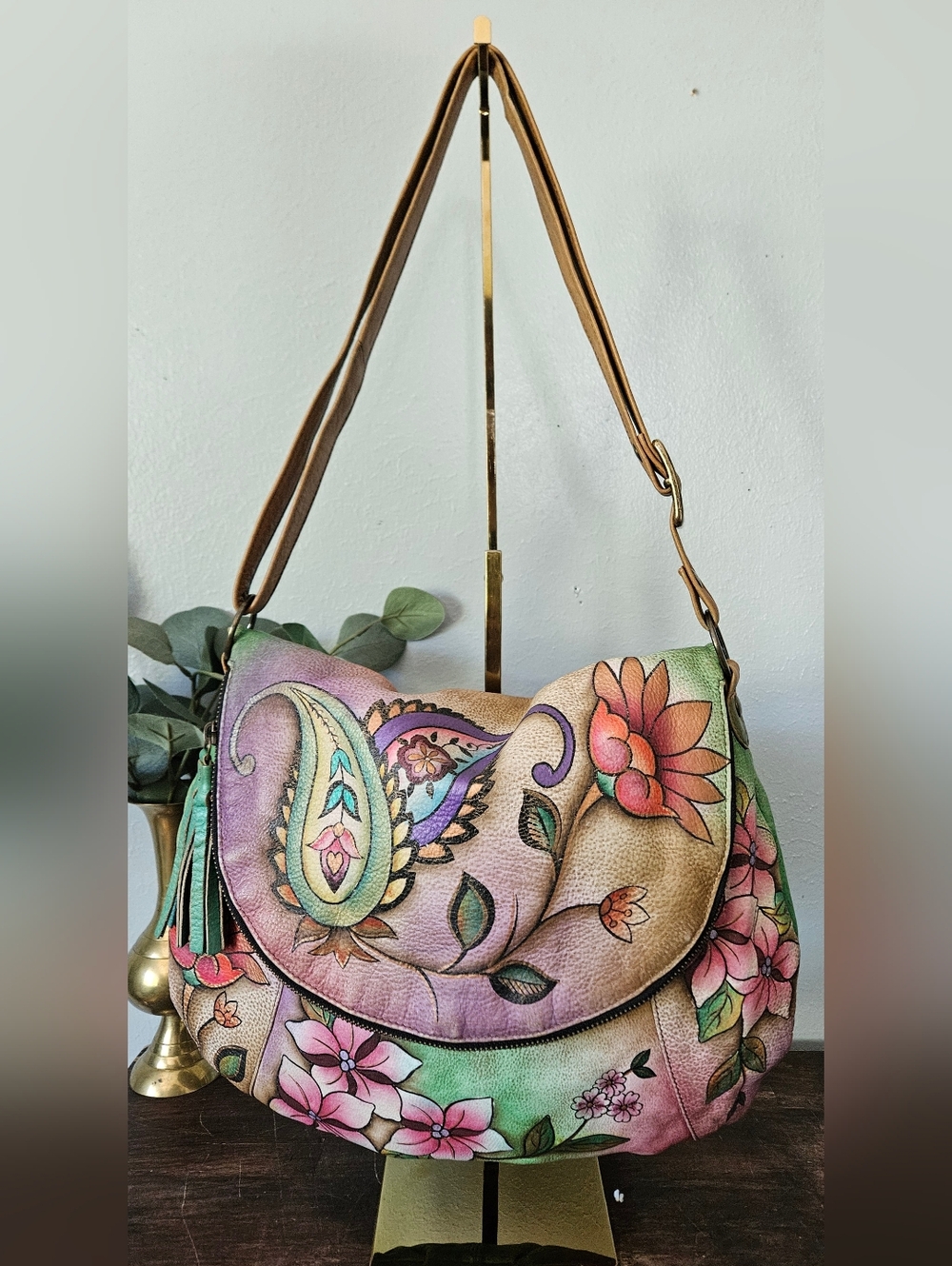 ANUSCHKA 100%  Genuine Leather Jaipur Paisley Artwork Shoulder/Crossbody Bag.